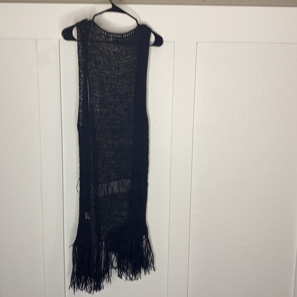 women’s black boho vest - Picture 2 of 4